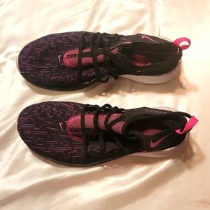 Running Shoes